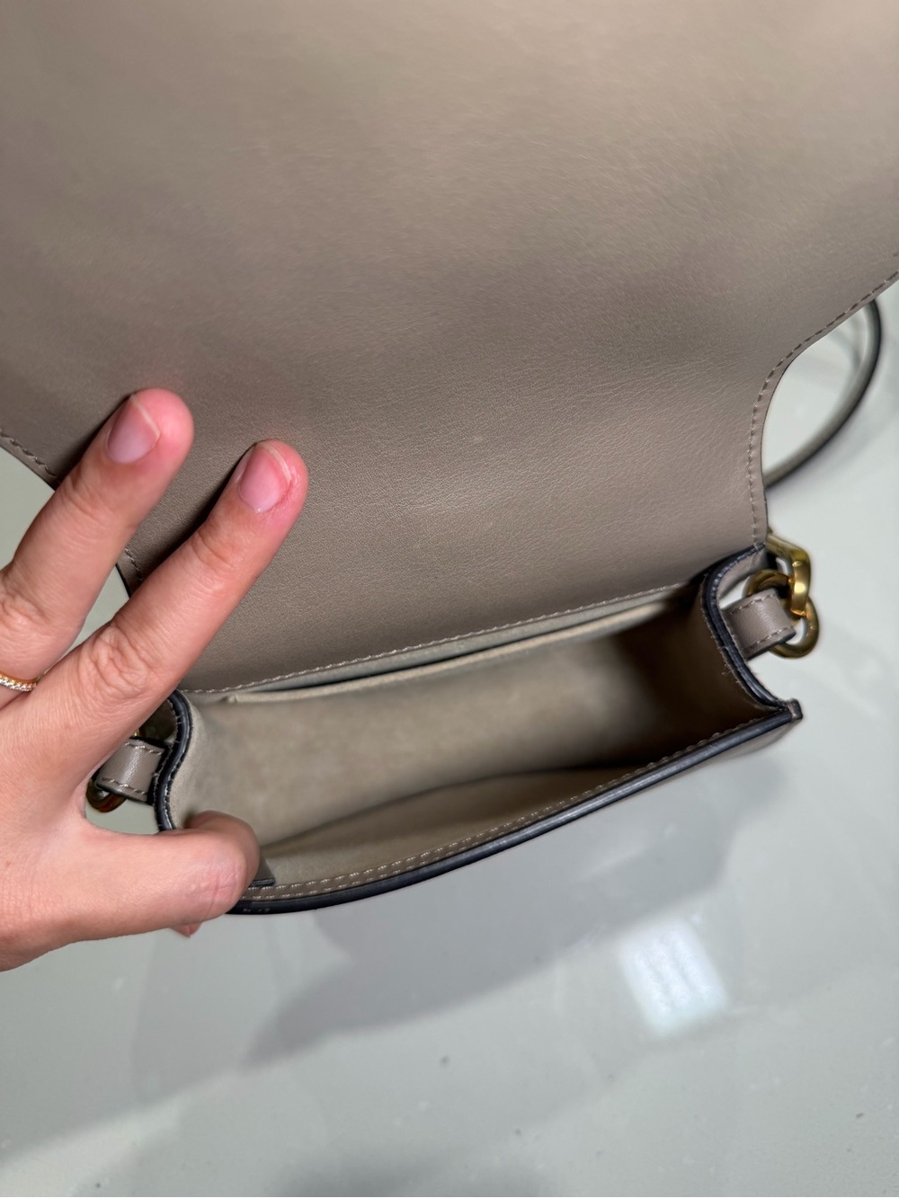 Chloé Nile Small Bracelet Bag in Motty Grey / Taupe - Picture 8 of 12